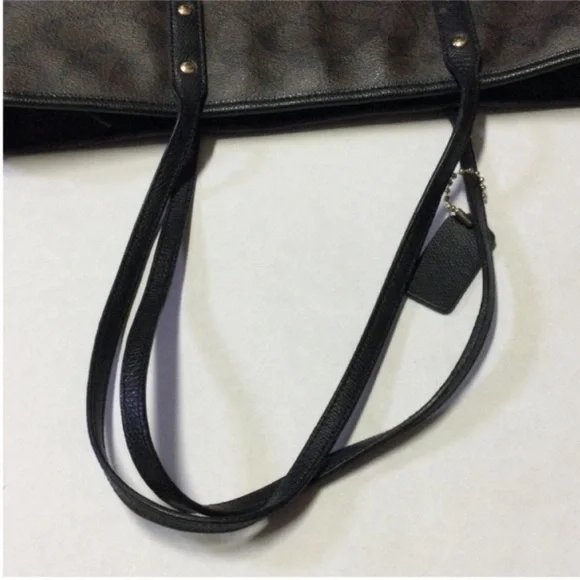Coach Signature Canvas Tote - Picture 7 of 16